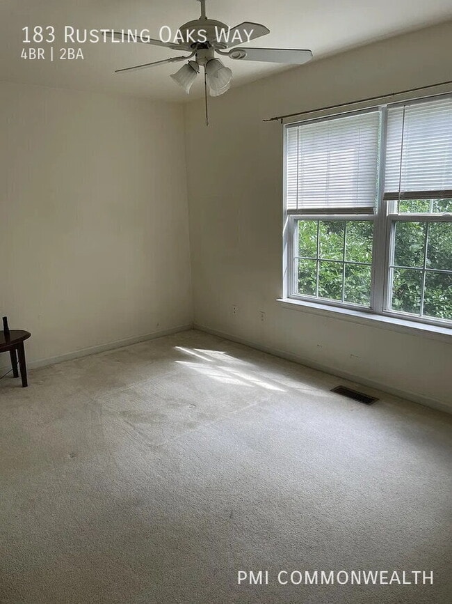 Building Photo - 183 Rustling Oaks Way