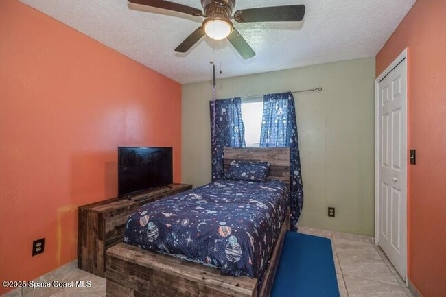 Building Photo - 437 Ward Rd SW