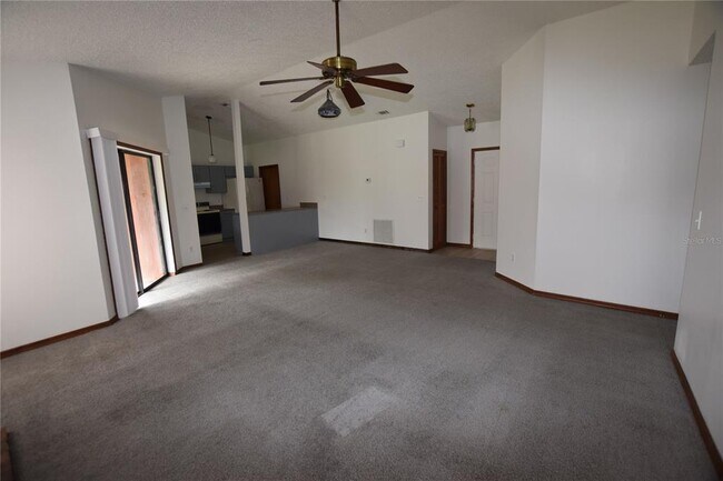 Building Photo - 2585 Derby Dr