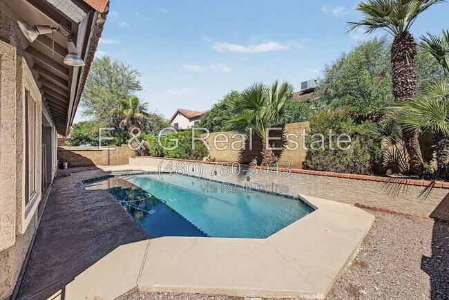 Building Photo - 4106 E Ashurst Dr