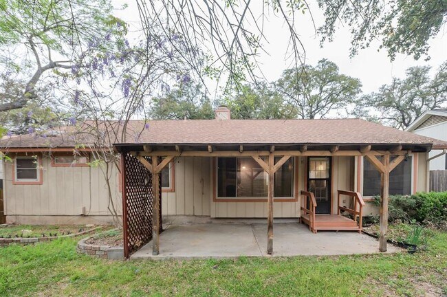 Building Photo - 3511 Lovage Dr