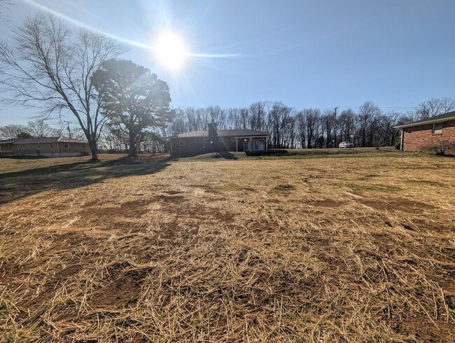 Building Photo - Coming Soon!!! Charming 3-Bedroom Ranch Close to Nashville!