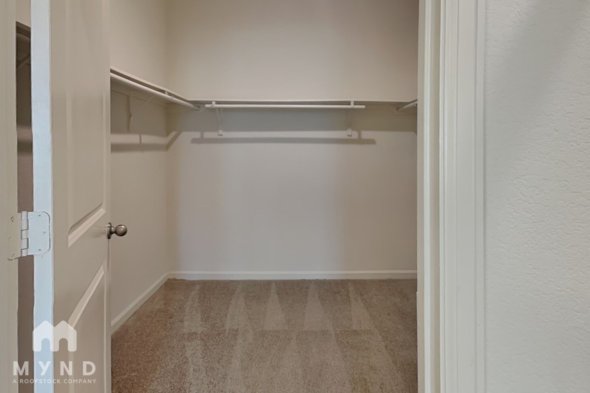 Building Photo - 1044 Banyon Tree Ln