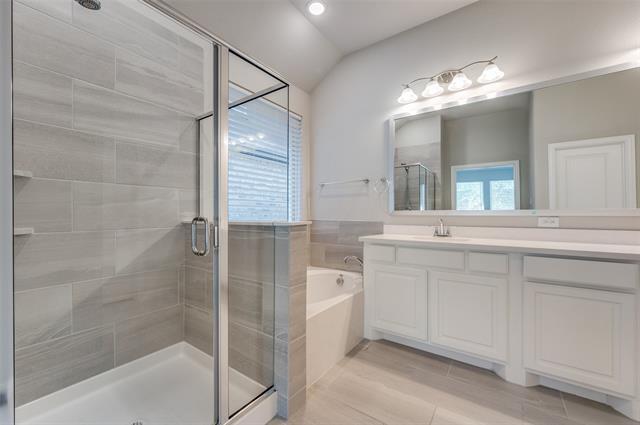 Building Photo - 4720 Bonfire Way