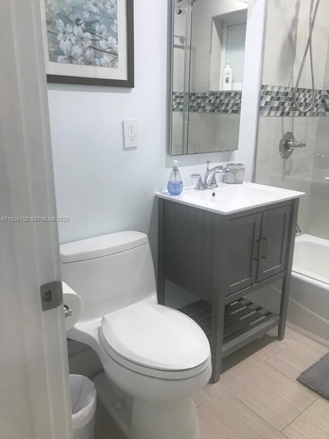 Building Photo - 7921 Abbott Ave