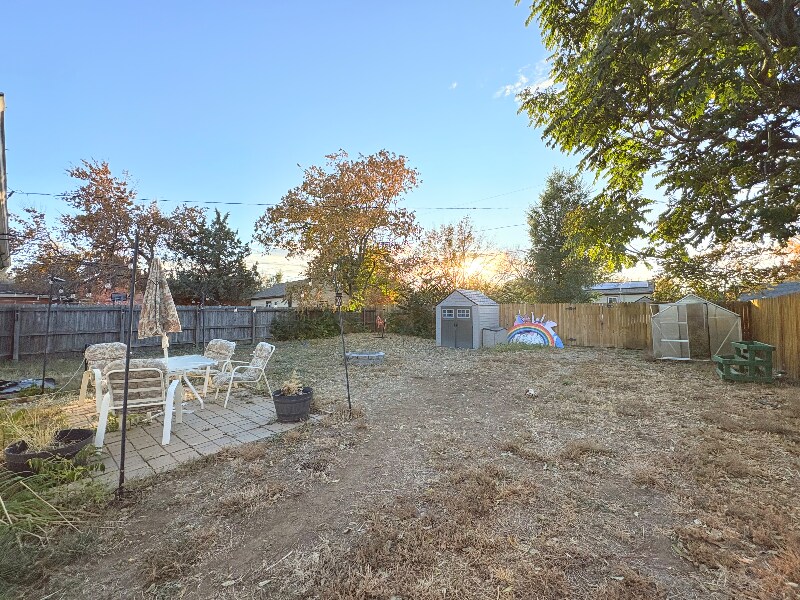 Building Photo - 1735 Yosemite St