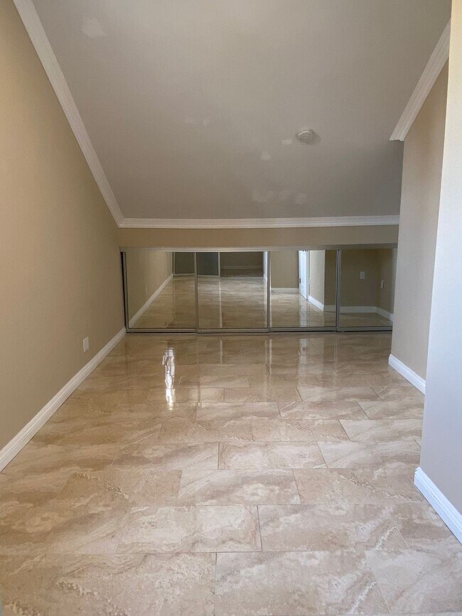 Building Photo - 461 Orange Blossom
