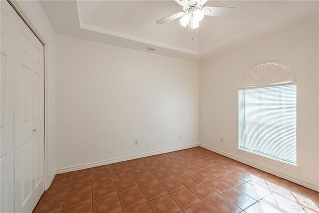 Building Photo - 18 N 30th St