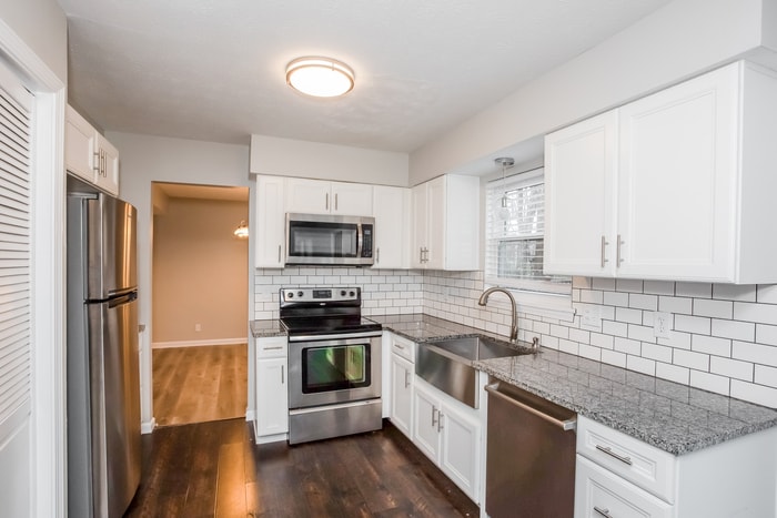 Building Photo - 8223 Maple Leaf Ct