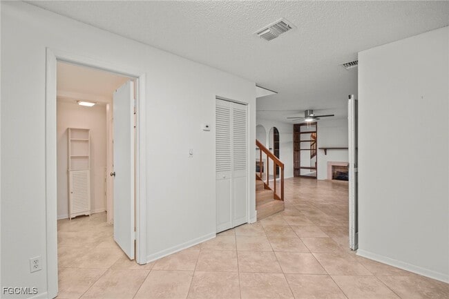 Building Photo - 1703 Park Meadows Dr