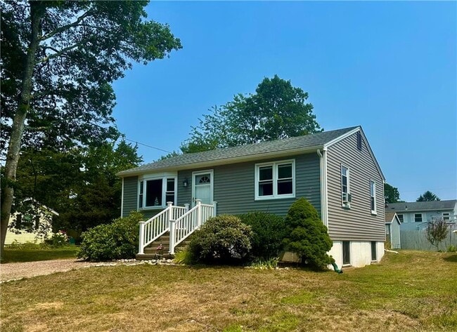 Building Photo - 149 Holly Rd