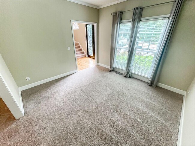 Building Photo - 1598 Brentwood Dr