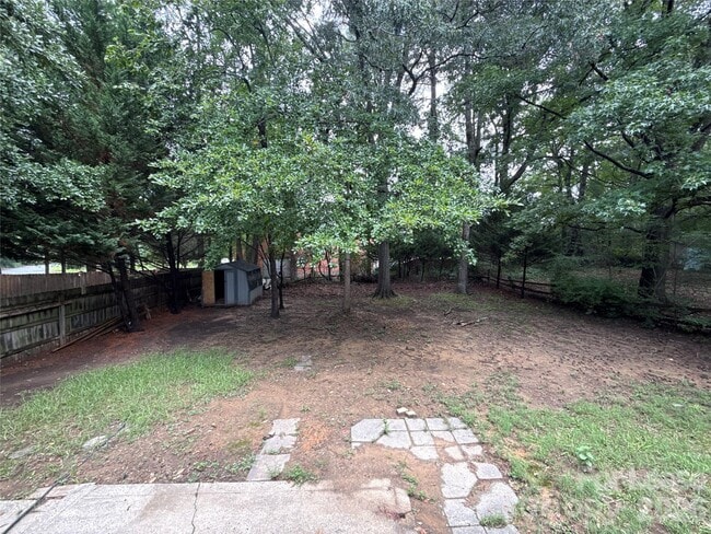Building Photo - 7905 Haverstraw Ct