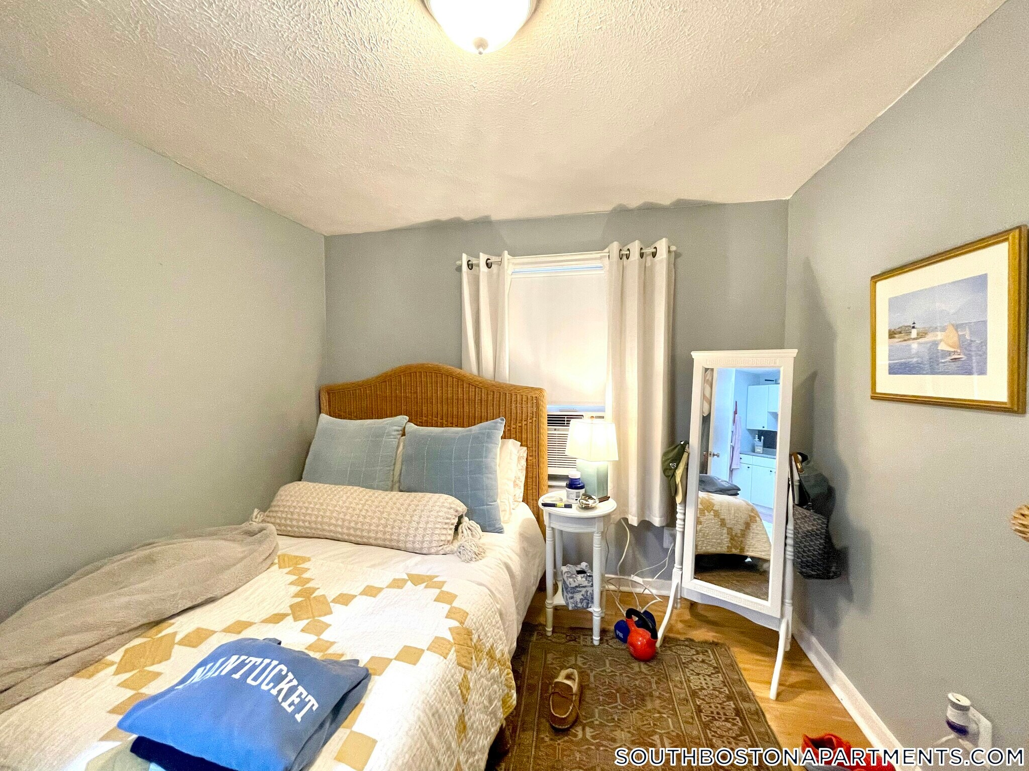 Building Photo - 525 E 3rd St