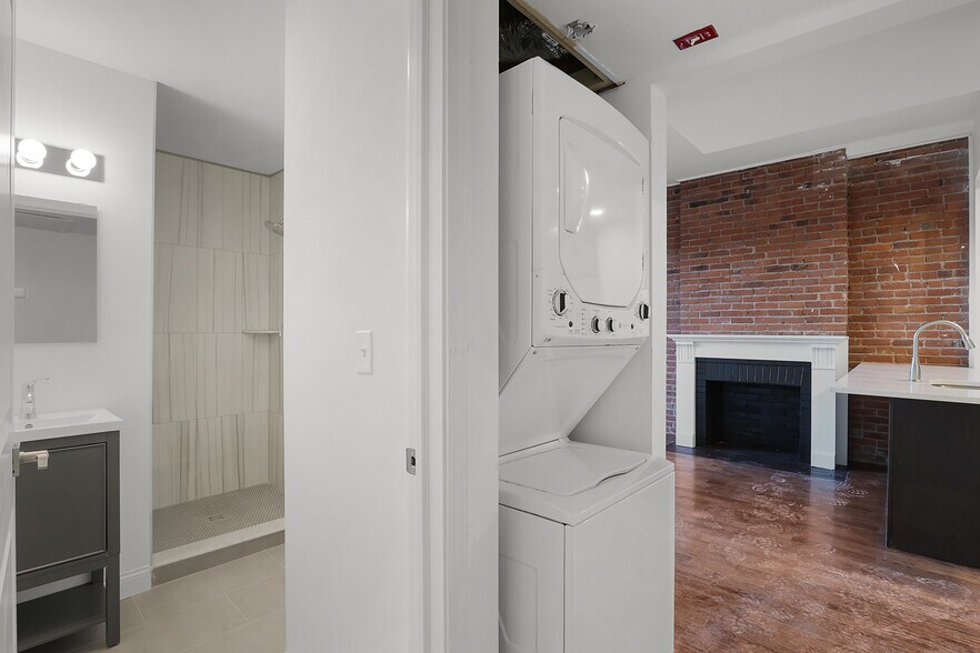 Building Photo - 57 Trumbull St