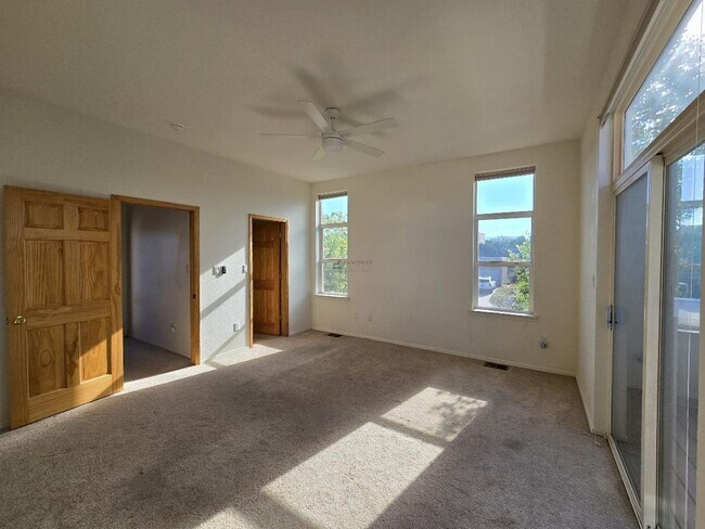 Building Photo - 4252 Falling Star Ln