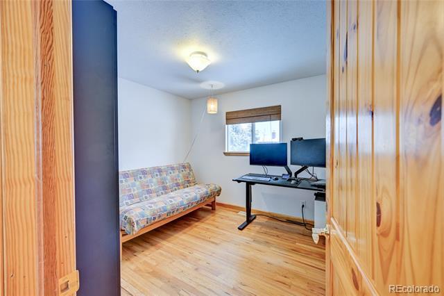 Building Photo - 502 Park Ln