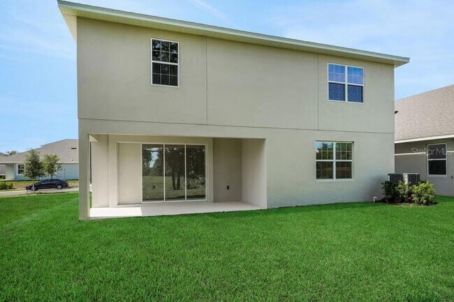 Building Photo - 15075 Tea Tree Dr