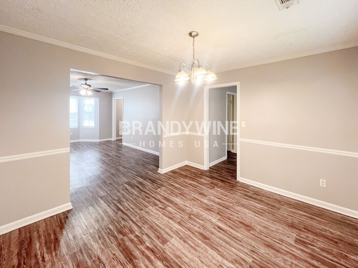 Building Photo - 2259 Hampton Dr