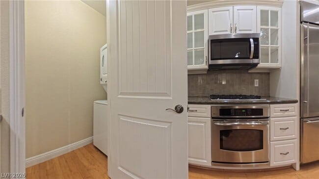 Building Photo - 1274 Calcione Dr
