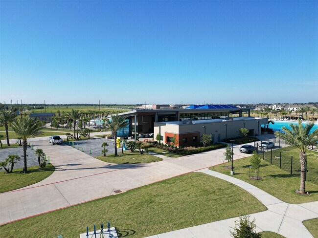 Building Photo - 6411 Laguna Terra Dr