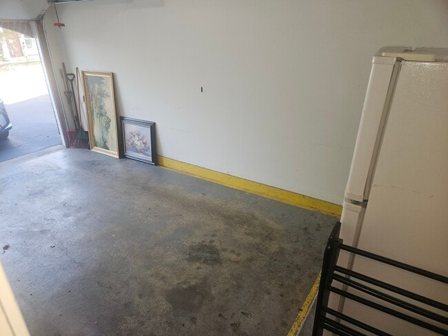 Building Photo - 1173 St Andrews Ct