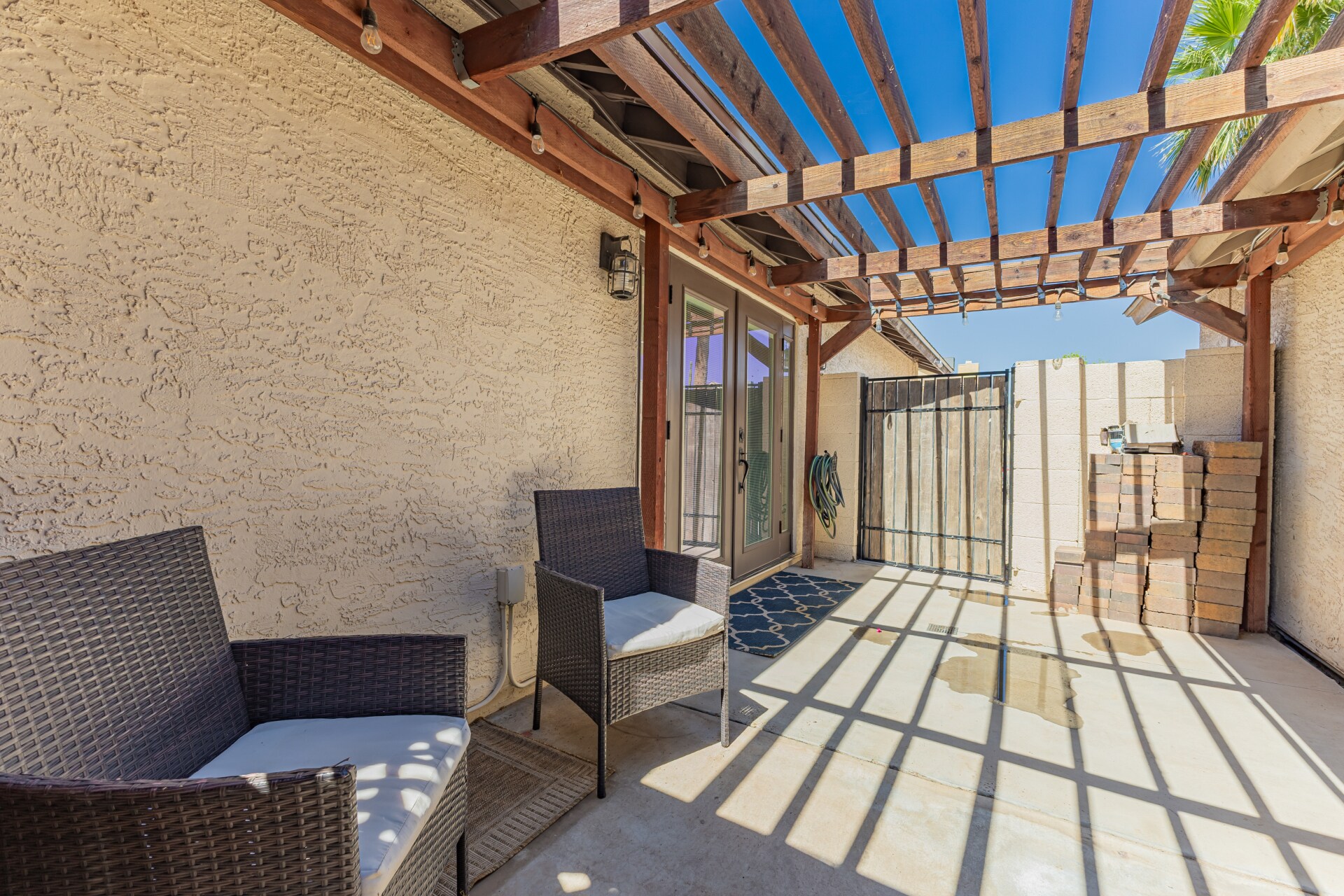 Building Photo - 8735 E Moreland St