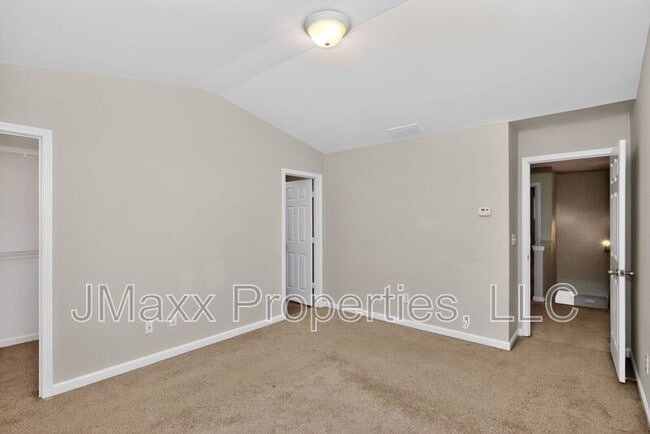 Building Photo - 837 Crestwell Cir