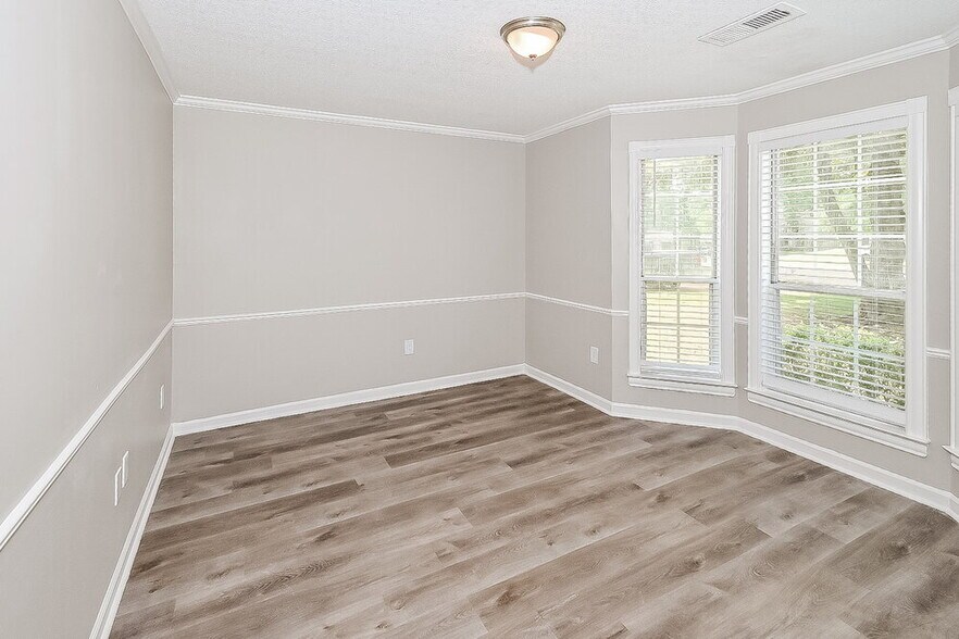 Building Photo - 6710 Tangleberry Cove