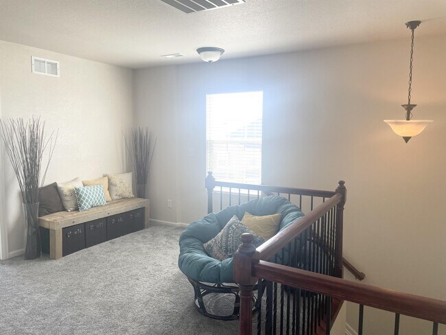 Building Photo - 12783 Leyden St