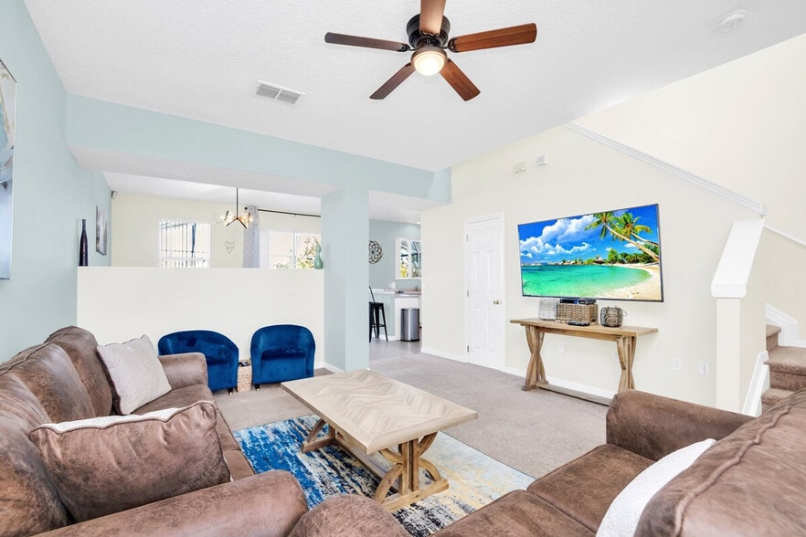Building Photo - 233 Saddle Ridge Dr