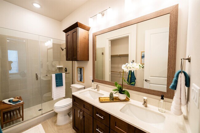 Building Photo - 18114 Greenhill Song Trl
