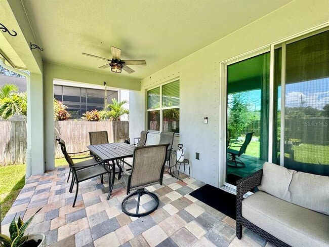 Building Photo - 816 W Adalee St