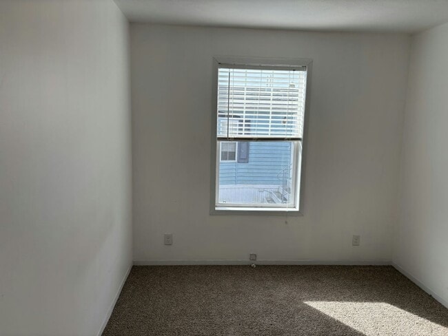 Building Photo - 25764 Merion Dr
