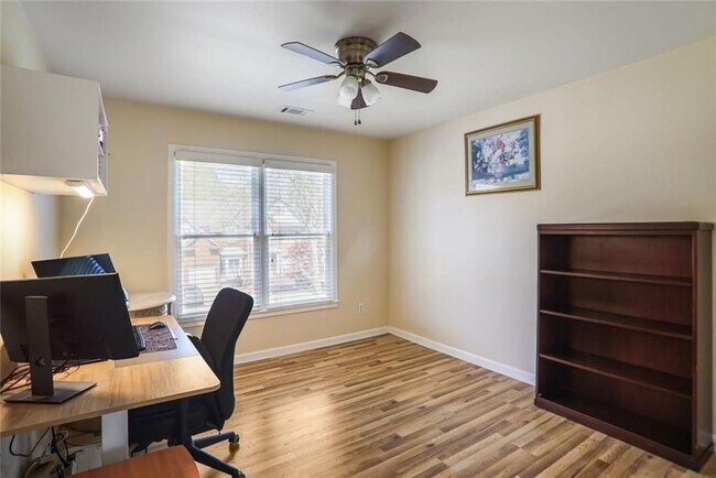 Building Photo - 2835 Olde Town Park Dr