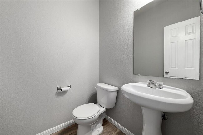 Building Photo - 1521 Coldwater Hollow