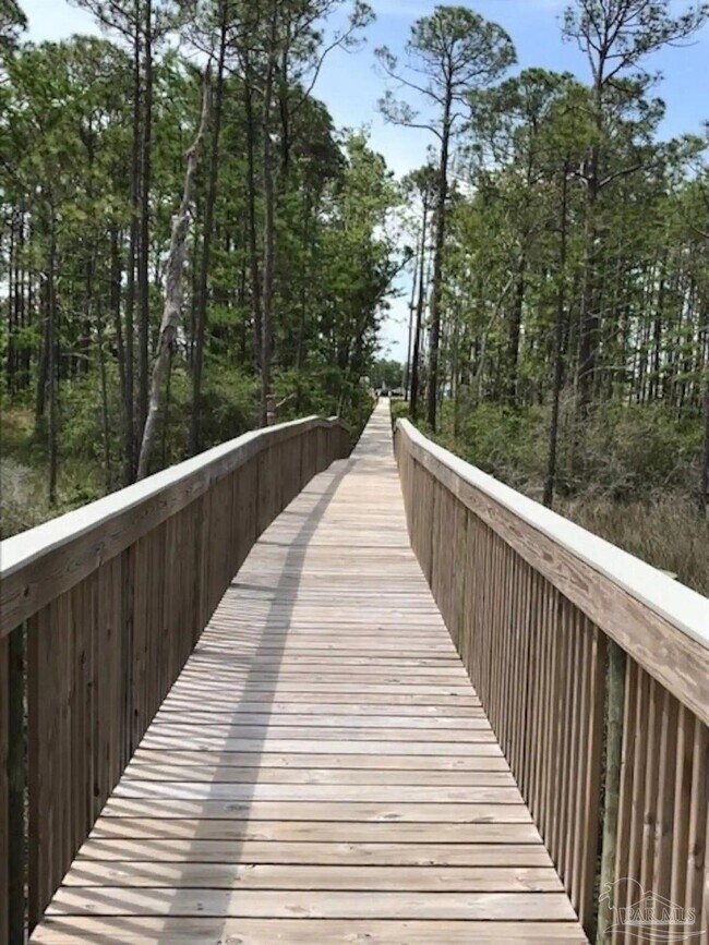 Building Photo - 13833 Red Drum Ct
