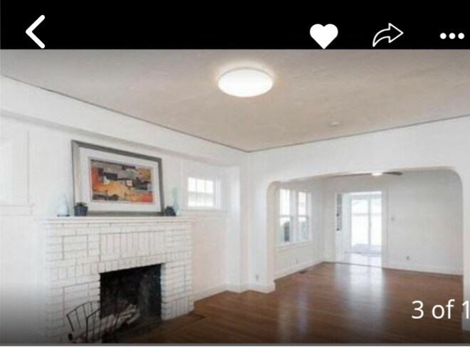 Building Photo - 5835 Broadway