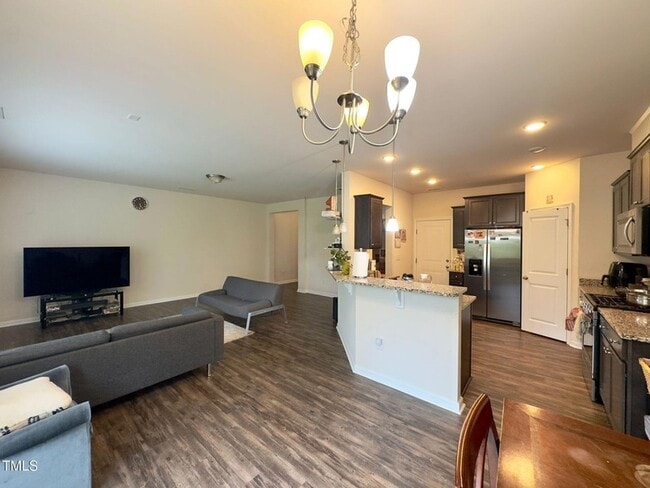 Building Photo - 3233 Retama Run