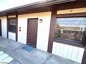 Building Photo - 3805 SE 11th Ave