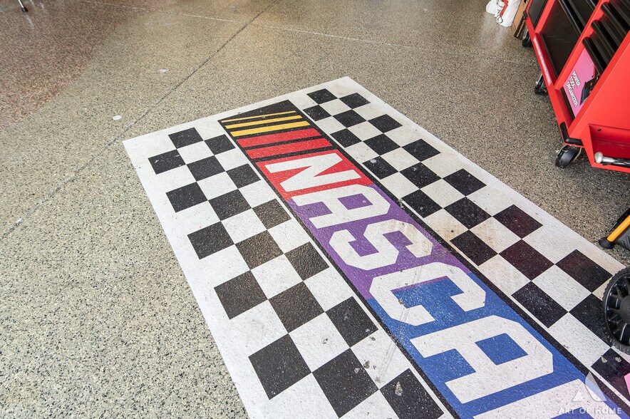 Building Photo - 7247 Bradford Ct