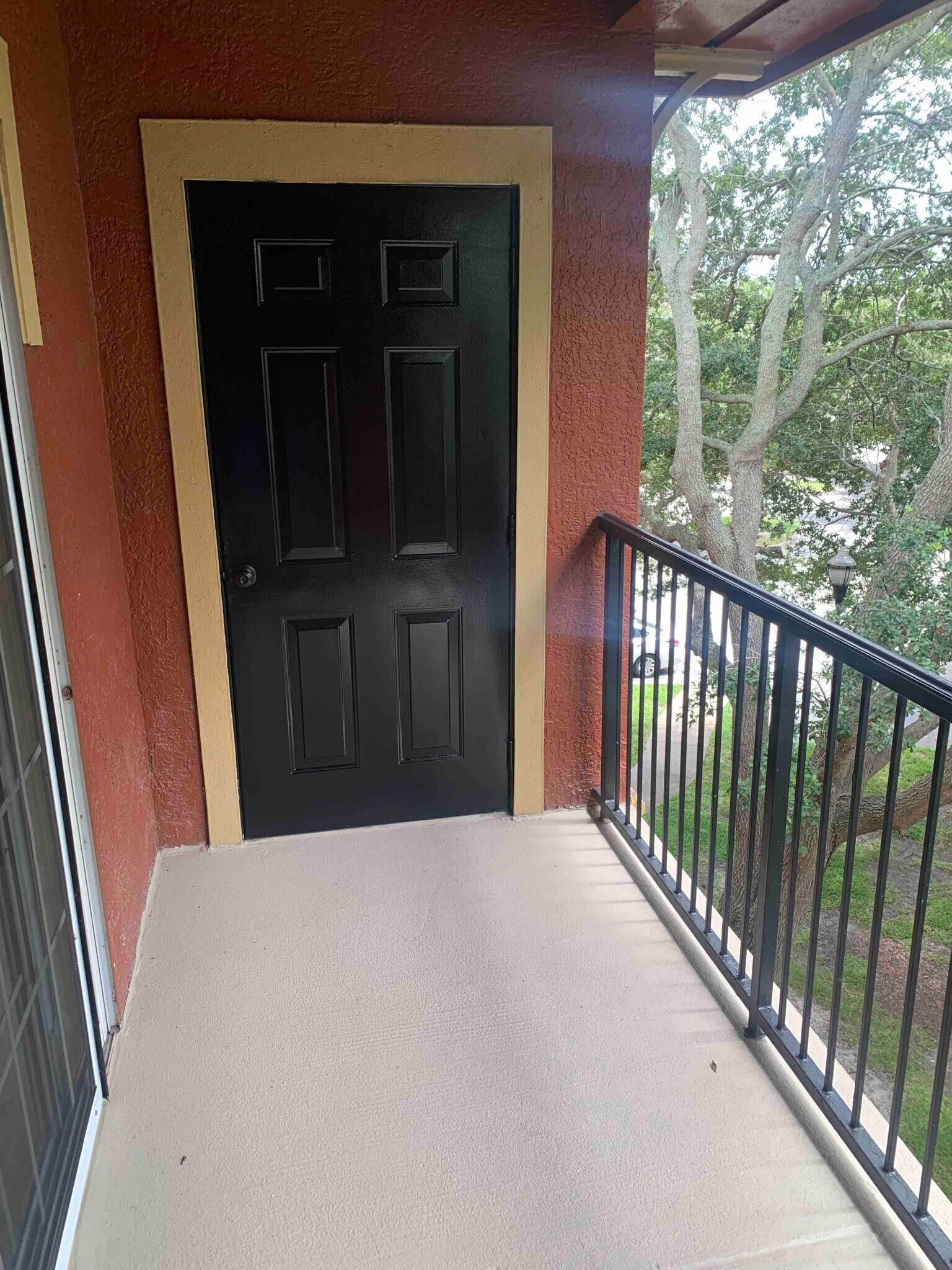 Balcony & Storage - 132 Vista Verdi Cir