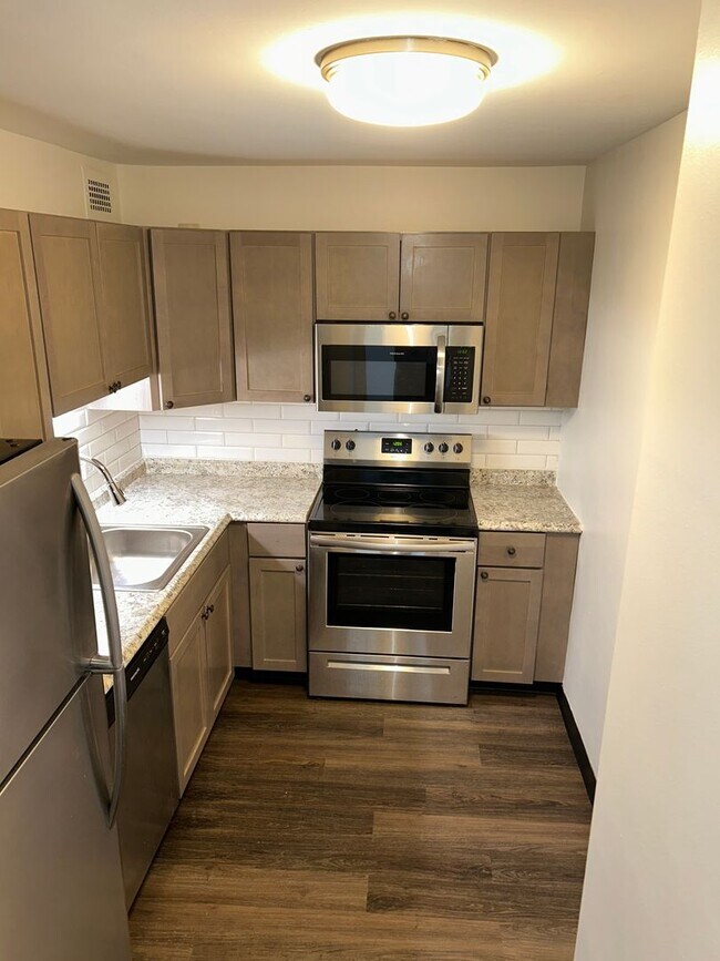 Building Photo - 4800 S Chicago Beach Dr