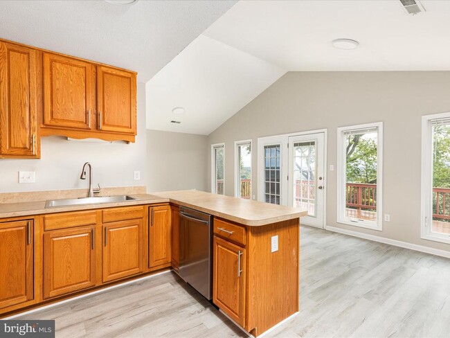 Building Photo - 21 Courtney Cir