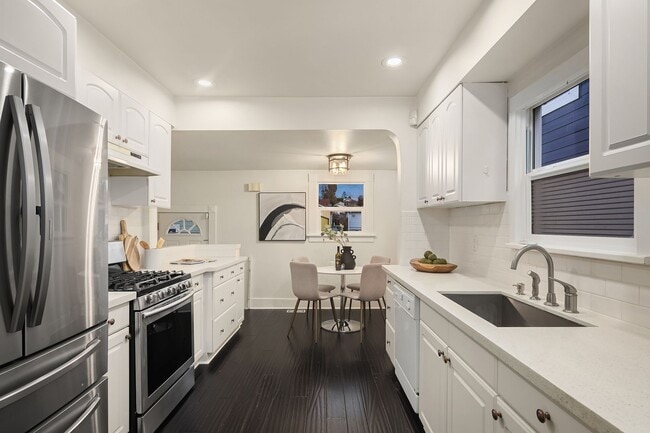 Building Photo - Timeless Elegant 4 Bedroom Craftsman Home ...
