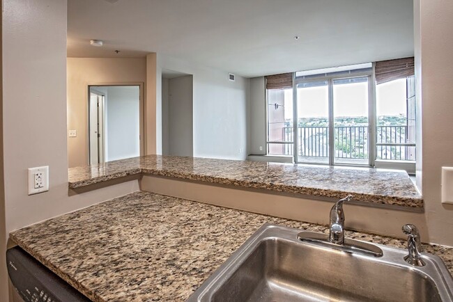 Building Photo - Christina Landing - 1 Bedroom, 1 Bath exce...