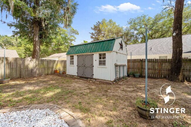 Building Photo - 54 Ardmore Ave
