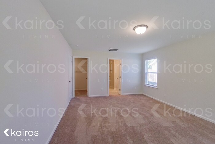 Building Photo - 13 Carrollton Dr