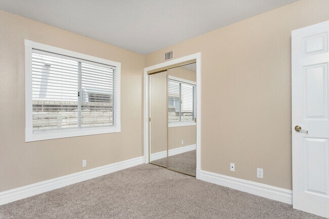 Building Photo - Highly desirable 2/2 Single-Level Village Laguna Niguel Heights home for lease