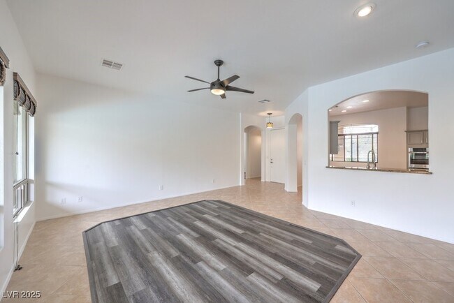 Building Photo - 10640 Warrior Ct